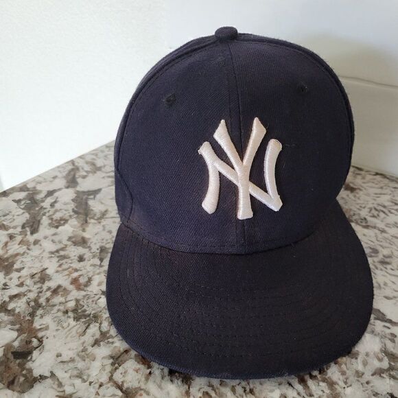 NY Yankees New Era 59Fifty Game Fitted Hat Black 6 5/8 - Picture 1 of 7
